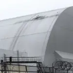 Наслідки влучання російського безпілотника в Новий безпечний конфайнмент на Чорнобильській АЕС