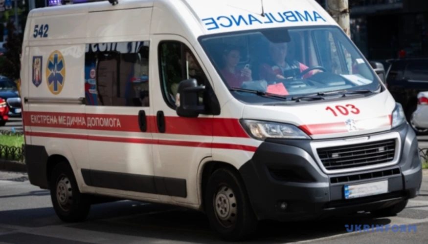 Наслідки ракетного удару по житловому району Кременчука 7 жовтня 2026 року: пошкоджені багатоповерхівки та приватні будинки